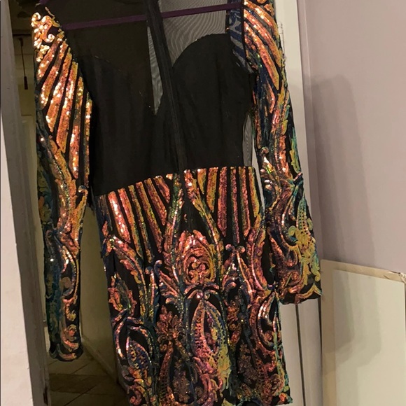 Dress - Picture 4 of 5